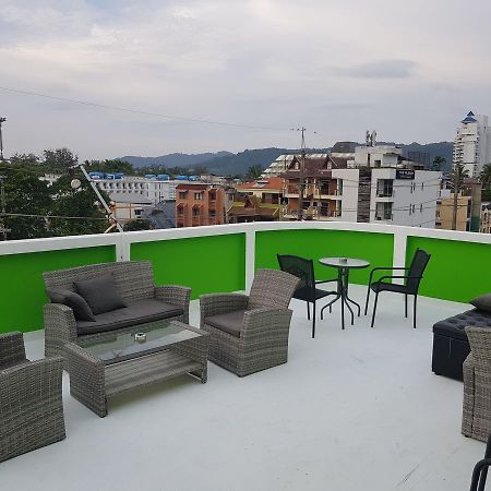 Centre Point Patong Hotel Eksteriør billede
