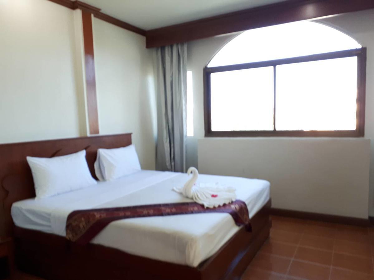 Centre Point Patong Hotel Eksteriør billede